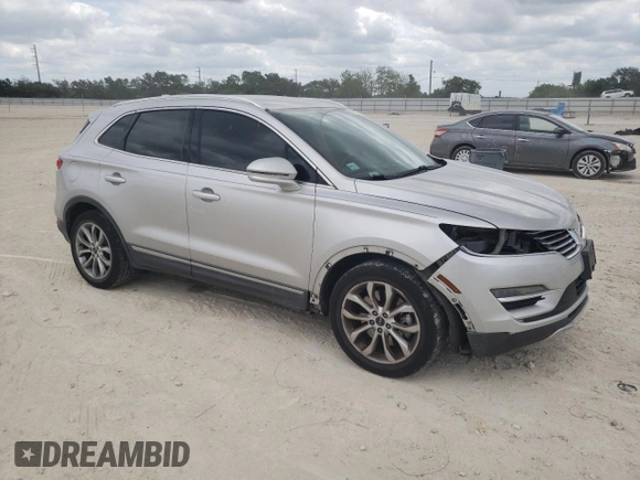 2015 Lincoln MKC z VIN 5LMCJ1A93FUJ15991, wystawiony jako Copart lot #52966915 z przebiegiem 119 140 mil mil oraz Szkoda całkowita • Salvage title. Historia ofert i sprzedaży dostępna na DreamBid. Obrazek 4.