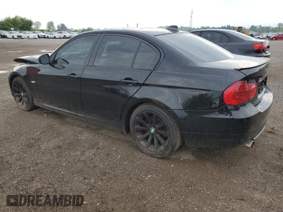 2009 BMW 3 Series 323i z VIN WBAPG73539A641268, wystawiony jako Copart lot #65438134 z przebiegiem 202 480 mil mil oraz Szkoda całkowita • Salvage title. Historia ofert i sprzedaży dostępna na DreamBid. Obrazek 2.
