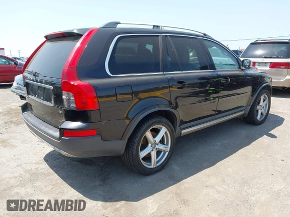 2009 Volvo XC90 with VIN YV4CF982591518633, listed as a IAAI auction lot 42462232 with 152,102 mi miles and . Bid and sale history available at DreamBid. Image 4.