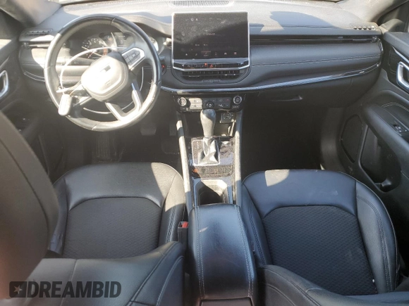 2022 Jeep Compass Altitude with VIN 3C4NJCBB2NT187786, listed as a Copart auction lot 53027925 with 45,894 mi miles and Salvage title. Bid and sale history available at DreamBid. Image 8.