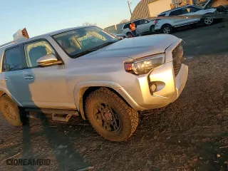 2018 Toyota 4Runner SR5 with VIN JTEZU5JR1J5180904, listed as a Copart auction lot 89168265 with 86,656 mi miles and Salvage Title. Bid and sale history available at carsss.com. Image 12.