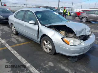 2000 Ford Taurus SES with VIN 1FAFP55U3YG277328, listed as a IAAI auction lot 41503589 with 161,000 mi miles and . Bid and sale history available at DreamBid. Image 1.