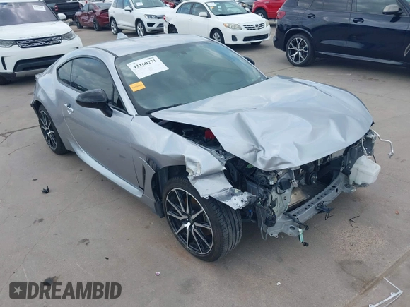 2023 Toyota 86 z VIN JF1ZNBC15P8759916, wystawiony jako IAAI lot #42160271 z przebiegiem 28 360 mil mil oraz . Historia ofert i sprzedaży dostępna na DreamBid. Obrazek 1.