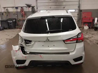 2023 Mitsubishi Outlander ES z VIN JA4ARUAU3PU016211, wystawiony jako IAAI lot #41554954 z przebiegiem 10 778 mil mil oraz . Historia ofert i sprzedaży dostępna na DreamBid. Obrazek 17.