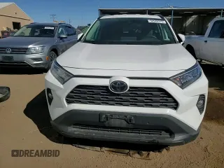 2020 Toyota RAV4 XLE with VIN 2T3P1RFV8LW087519, listed as a Copart auction lot 50540315 with 85,284 mi miles and Salvage Title. Bid and sale history available at DreamBid. Image 12.