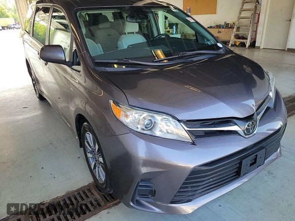 2020 Toyota Sienna LE with VIN 5TDJZ3DC2LS251216, listed as a IAAI auction lot 42613559 with 36,699 mi miles and . Bid and sale history available at DreamBid. Image 13.