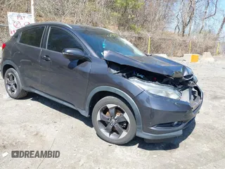 2018 Honda HR-V EX-L Navi with VIN 3CZRU6H74JM727764, listed as a IAAI auction lot 42002677 with 183,880 mi miles. Bid and sale history available at carsss.com. Image 1.