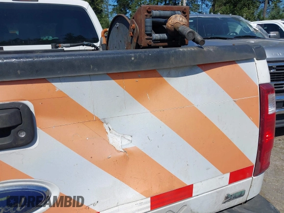 2011 Ford F-350 Platinum with VIN 1FT7W3B60BEC07963, listed as a IAAI auction lot 41839112 with 211,495 mi miles and . Bid and sale history available at DreamBid. Image 12.
