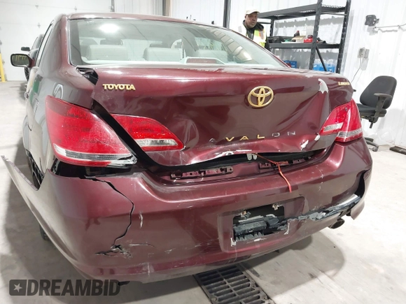 2006 Toyota Avalon XL with VIN 4T1BK36B56U166654, listed as a IAAI auction lot 41419852 with 276,216 mi miles. Bid and sale history available at carsss.com. Image 6.