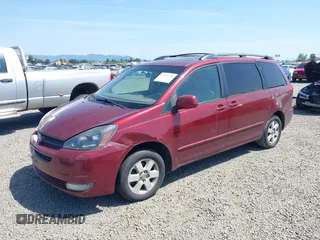 2004 Toyota Sienna XLE with VIN 5TDZA22C04S002891, listed as a IAAI auction lot 42169728 with 245,976 mi miles. Bid and sale history available at carsss.com. Image 2.
