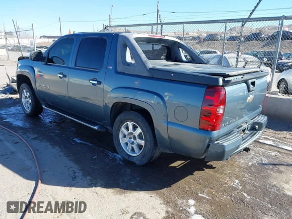 2008 Chevrolet Avalanche LS with VIN 3GNFK12308G226636, listed as a IAAI auction lot 41392242 with 276,774 mi miles and . Bid and sale history available at DreamBid. Image 3.