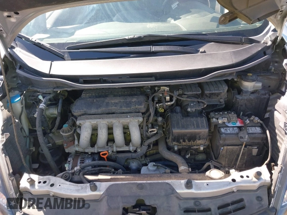2013 Honda Fit Sport с VIN JHMGE8H6XDC022677, выставлен на аукционе IAAI как лот 41799038 с пробегом Не указан миль и . История ставок и продаж доступна на DreamBid. Изображение 10.