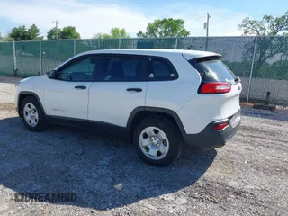 2016 Jeep Cherokee Altitude with VIN 1C4PJLAB0GW272536, listed as a IAAI auction lot 42092391 with 183,089 mi miles and . Bid and sale history available at DreamBid. Image 3.