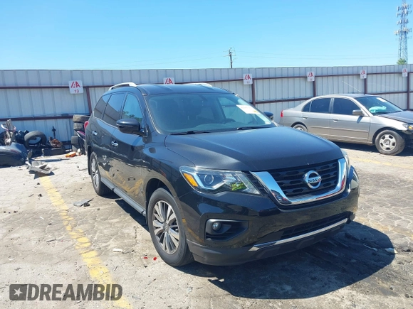 2020 Nissan Pathfinder SV z VIN 5N1DR2BN1LC640843, wystawiony jako IAAI lot #42165568 z przebiegiem 53 997 mil mil oraz . Historia ofert i sprzedaży dostępna na DreamBid. Obrazek 1.