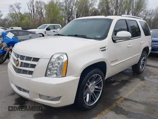 2012 Cadillac Escalade Premium z VIN 1GYS4CEF7CR283261, wystawiony jako IAAI lot #41902992 z przebiegiem 211 232 mil mil oraz . Historia ofert i sprzedaży dostępna na DreamBid. Obrazek 2.