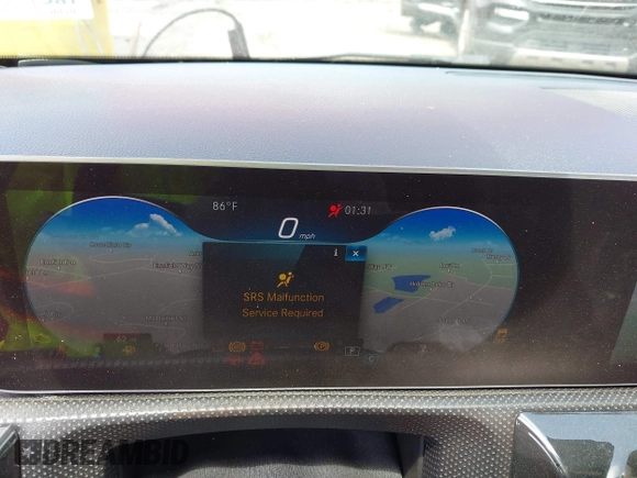2019 Mercedes-Benz A 220 z VIN WDD3G4EB5KW022155, wystawiony jako IAAI lot #42132650 z przebiegiem 83 511 mil mil oraz . Historia ofert i sprzedaży dostępna na DreamBid. Obrazek 7.