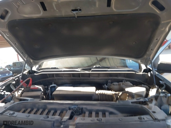 2019 Chevrolet Silverado 1500 LT with VIN 1GCPWCED3KZ390276, listed as a IAAI auction lot 41247243 with 60,883 mi miles. Bid and sale history available at carsss.com. Image 10.