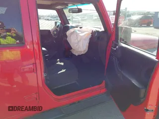 2018 Jeep Wrangler Unlimited Sport with VIN 1C4BJWDG8JL895270, listed as a IAAI auction lot 41770743 with 93,066 mi miles and . Bid and sale history available at DreamBid. Image 5.