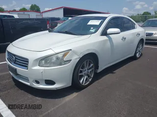 2014 Nissan Maxima S with VIN 1N4AA5AP9EC499211, listed as a IAAI auction lot 42377529 with 163,977 mi miles and . Bid and sale history available at DreamBid. Image 2.
