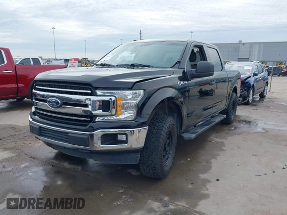 2018 Ford F-150 XL with VIN 1FTEW1CB8JFC47496, listed as a IAAI auction lot 41330632 with 82,308 mi miles. Bid and sale history available at carsss.com. Image 2.