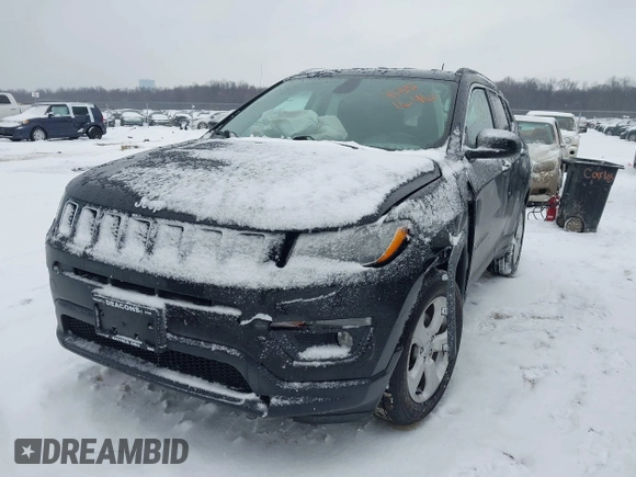 2018 Jeep Compass Altitude with VIN 3C4NJDBB6JT307069, listed as a IAAI auction lot 41351646 with 50,387 mi miles and . Bid and sale history available at carsss.com. Image 17.