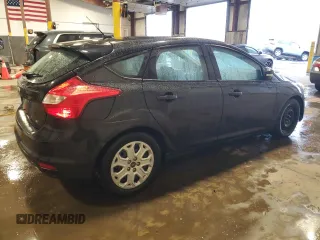 2012 Ford Focus SE z VIN 1FAHP3K24CL407570, wystawiony jako Copart lot #56002135 z przebiegiem 122 730 mil mil oraz Szkoda całkowita • Salvage title. Historia ofert i sprzedaży dostępna na DreamBid. Obrazek 3.