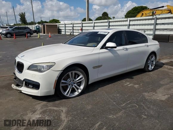 2012 BMW 7 Series 750Li z VIN WBAKB8C50CC964123, wystawiony jako Copart lot #60212005 z przebiegiem 75 979 mil mil oraz Szkoda całkowita • Salvage title. Historia ofert i sprzedaży dostępna na DreamBid. Obrazek 1.