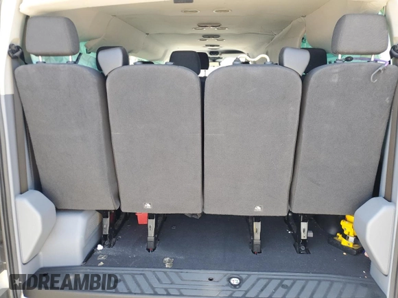 2017 Ford Transit XL с VIN 1FBZX2YM0HKA40718, выставлен на аукционе Copart как лот 61235525 с пробегом 367 850 миль миль и Чистый • Clean title. История ставок и продаж доступна на DreamBid. Изображение 10.
