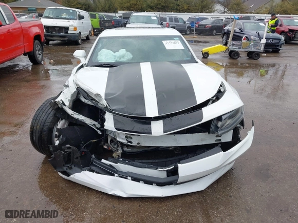 2016 Chevrolet Camaro 2LT with VIN 1G1FD1RS6G0160573, listed as a IAAI auction lot 41722891 with 4 mi miles. Bid and sale history available at carsss.com. Image 12.