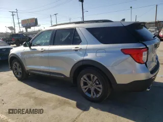 2024 Ford Explorer XLT with VIN 1FMSK7DHXRGA32630, listed as a Copart auction lot 68529784 with 884 mi miles and Salvage Title. Bid and sale history available at carsss.com. Image 2.