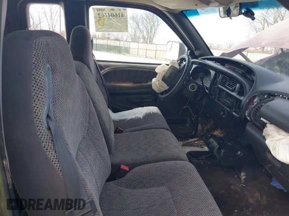2000 Dodge 1500 with VIN 1B7HF13Z7YJ153451, listed as a IAAI auction lot 41604762 with Not Provided miles and . Bid and sale history available at DreamBid. Image 5.