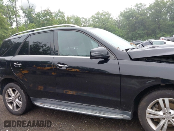 2015 Mercedes-Benz M 350 with VIN 4JGDA5HB1FA446304, listed as a IAAI auction lot 42610867 with 114,834 mi miles and . Bid and sale history available at DreamBid. Image 13.
