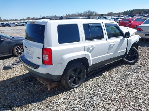 2014 Jeep Patriot Sport with VIN 1C4NJPBA9ED889186, listed as a IAAI auction lot 41738524 with 159,755 mi miles. Bid and sale history available at carsss.com. Image 4.