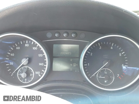 2008 Mercedes-Benz M 350 with VIN 4JGBB86E28A438895, listed as a IAAI auction lot 42181563 with 202,485 mi miles and . Bid and sale history available at DreamBid. Image 7.