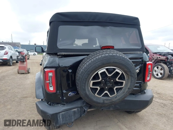 2023 Ford Bronco с VIN 1FMDE5BHXPLA83735, выставлен на аукционе IAAI как лот 42351136 с пробегом 34 737 миль миль и . История ставок и продаж доступна на DreamBid. Изображение 17.