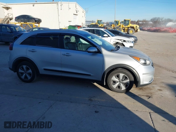 2018 Kia Niro EX with VIN KNDCC3LC1J5121507, listed as a IAAI auction lot 41288803 with 85,444 mi miles. Bid and sale history available at carsss.com. Image 13.