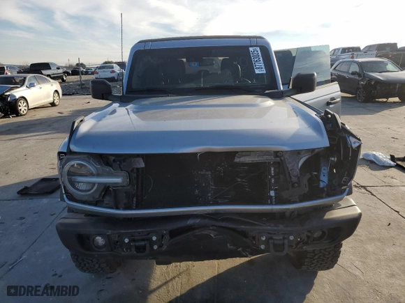 2022 Ford Bronco with VIN 1FMEE5DHXNLA86164, listed as a Copart auction lot 87763025 with 8,715 mi miles and Salvage Title. Bid and sale history available at carsss.com. Image 5.