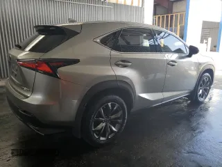 2021 Lexus NX 300 F Sport с VIN JTJSARBZ5M2202751, выставлен на аукционе Copart как лот 58909045 с пробегом 82 646 миль миль и Чистый • Clean title. История ставок и продаж доступна на DreamBid. Изображение 3.
