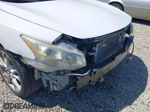 2013 Nissan Maxima S with VIN 1N4AA5AP0DC837111, listed as a IAAI auction lot 42105366 with 118,166 mi miles and . Bid and sale history available at DreamBid. Image 14.