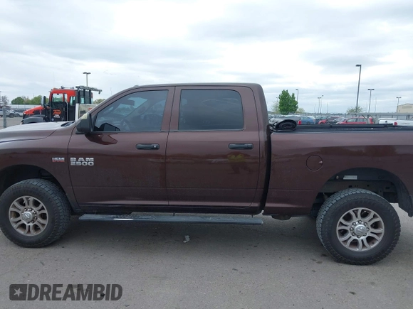 2015 Ram 2500 Tradesman with VIN 3C6TR5CT2FG500792, listed as a IAAI auction lot 42108585 with 113,216 mi miles. Bid and sale history available at carsss.com. Image 14.