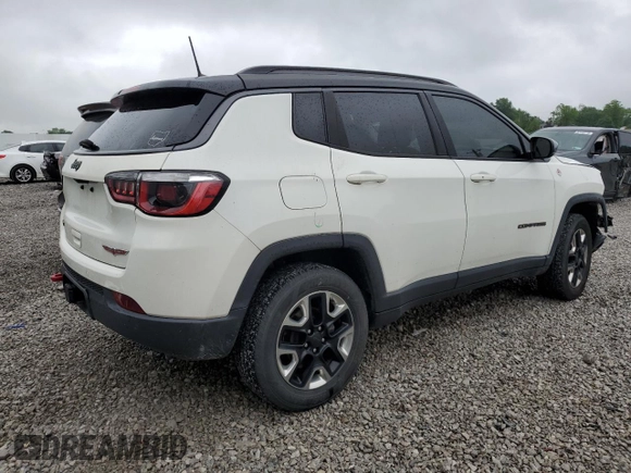 2017 Jeep Compass Trailhawk with VIN 3C4NJDDB2HT646693, listed as a Copart auction lot 58200235 with 62,765 mi miles and Salvage title. Bid and sale history available at DreamBid. Image 3.