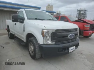 2019 Ford Super Duty F-250 SRW XL with VIN 1FTBF2A65KEF79191, listed as a Copart auction lot 46539125 with 61,397 mi miles and Clean Title. Bid and sale history available at carsss.com. Image 4.