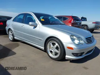 2007 Mercedes-Benz C 230 Sport с VIN WDBRF52HX7F934534, выставлен на аукционе IAAI как лот 42509797 с пробегом 75 703 миль миль и . История ставок и продаж доступна на DreamBid. Изображение 1.