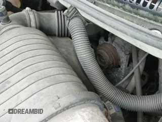 2004 Chevrolet Express Cargo с VIN 1GCFG15X141245567, выставлен на аукционе IAAI как лот 43040215 с пробегом 125 579 миль миль и . История ставок и продаж доступна на DreamBid. Изображение 16.