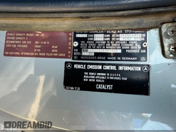 1981 Mercedes-Benz 380 SL z VIN WDBBA45A0BB007602, wystawiony jako IAAI lot #42175344 z przebiegiem 96 861 mil mil oraz . Historia ofert i sprzedaży dostępna na DreamBid. Obrazek 9.