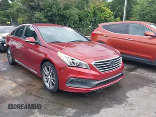 2015 Hyundai Sonata Sport z VIN 5NPE34AB6FH231128, wystawiony jako IAAI lot #42356554 z przebiegiem 177 296 mil mil oraz . Historia ofert i sprzedaży dostępna na DreamBid. Obrazek 1.