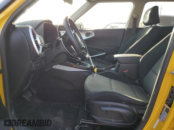 2020 Kia Soul LX with VIN KNDJ23AU1L7117339, listed as a Copart auction lot 49102455 with 58,807 mi miles and Salvage Title. Bid and sale history available at carsss.com. Image 7.