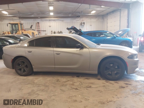 2015 Dodge Charger SXT with VIN 2C3CDXHG0FH851638, listed as a IAAI auction lot 42144753 with 188,929 mi miles and . Bid and sale history available at DreamBid. Image 12.