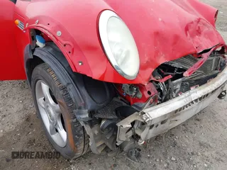 2005 MINI Hardtop with VIN WMWRC33485TJ67837, listed as a IAAI auction lot 41806208 with 140,646 mi miles and . Bid and sale history available at DreamBid. Image 13.
