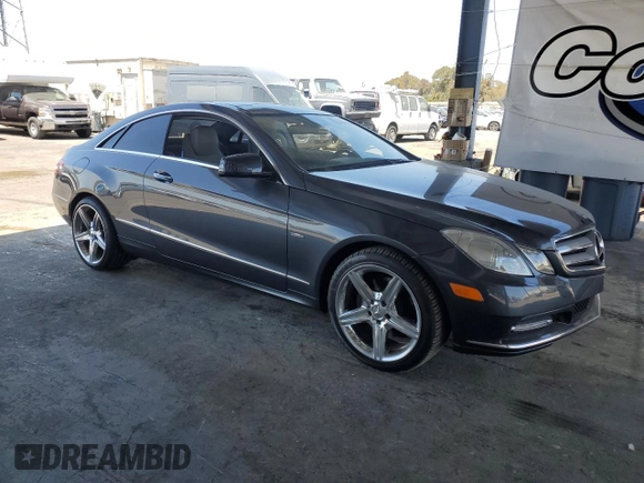 2012 Mercedes-Benz E 350 with VIN WDDKJ5KB9CF166431, listed as a Copart auction lot 58811695 with 116,945 mi miles and Salvage title. Bid and sale history available at DreamBid. Image 4.